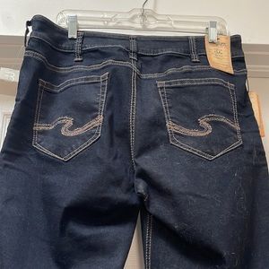 Silver Jeans Sz 14 Suki Slim Boot Cut Mid Rise Womens Jeans Stretch. NWT